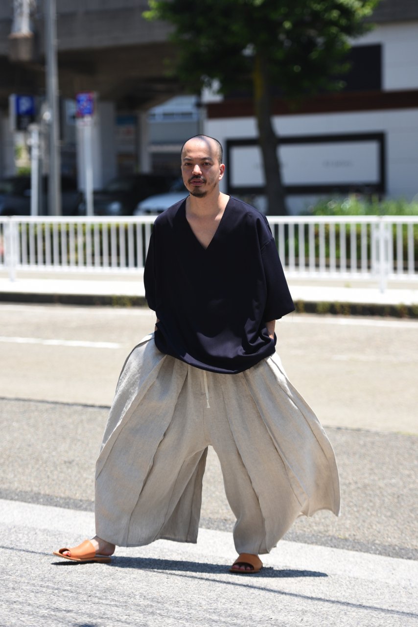 BISHOOL wool gabardine easy 袴 pants - スラックス