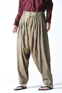 YANTOR Uneven Dyed Wool 6tuck Pants Beige/Black
