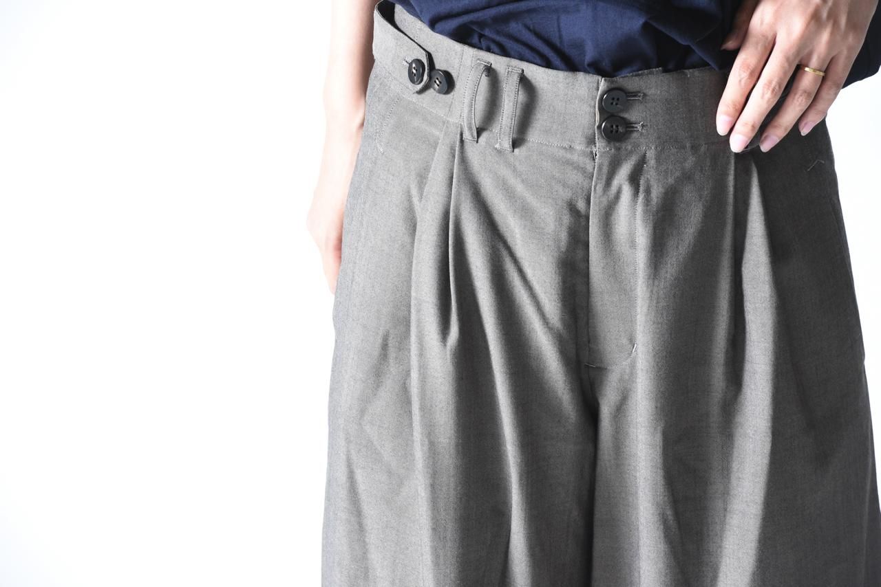 YANTOR Chambray Wool 2tuck Wide Pants Greige - BISHOOL,Edwina Horl,My Beautiful Landlet,YANTOR等取扱い OVIE STUDIO の通販サイト YANTOR Chambray Wool 2tuck Wide Pants Greige - BISHOOL,Edwina Horl,My Beautiful Landlet,YANTOR等取扱い OVIE STUDIO の通販サイト