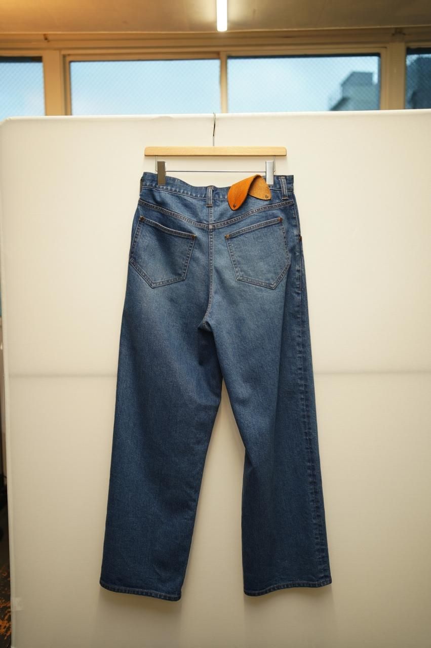 I'mhereデニムパンツ53000円 I'mhereデニムパンツ53000円 伊勢丹新宿店限定カプセル