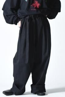 ESSAY HAKAMA SLACKS Black