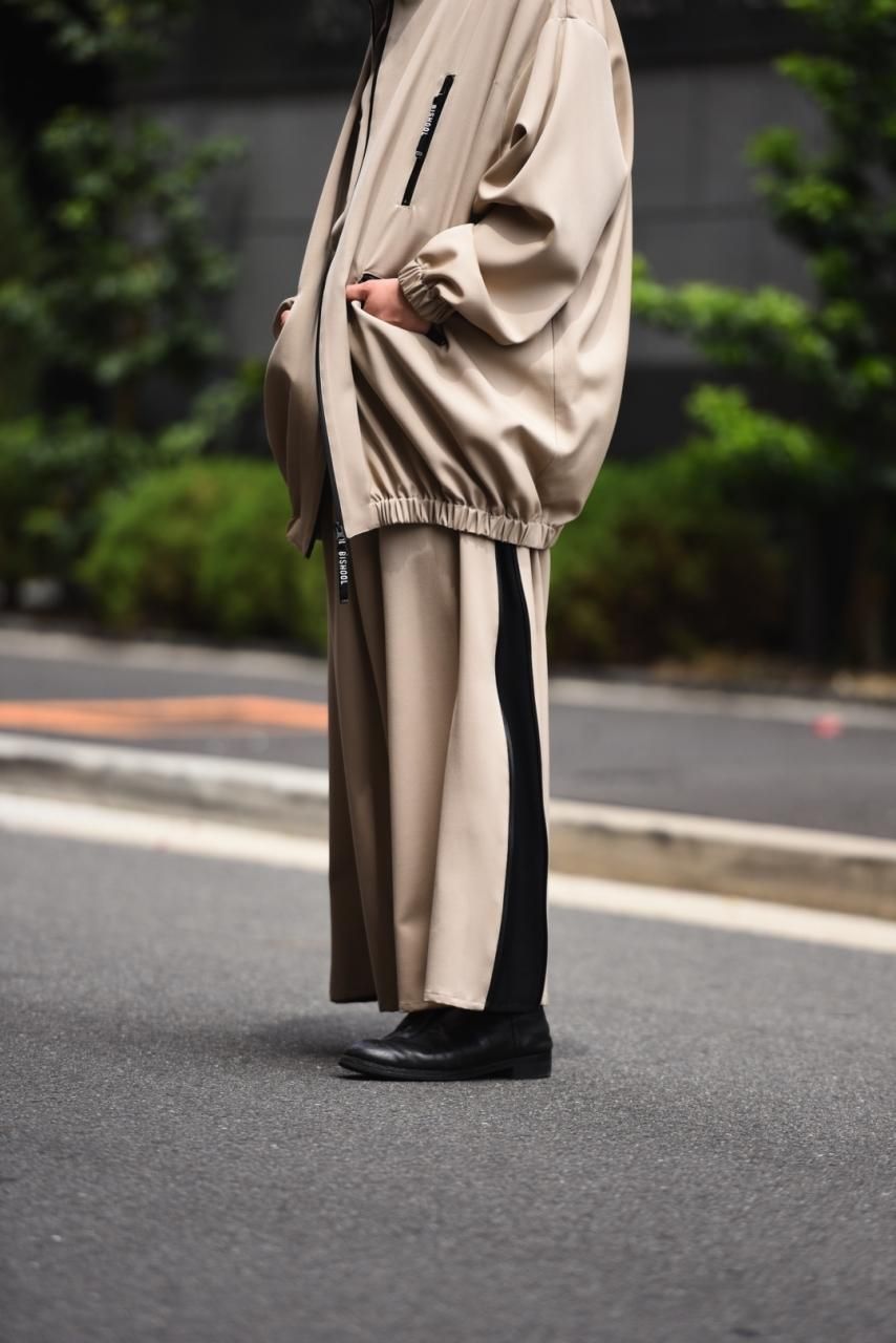 BISHOOL Wool Gabardine Big Track Pants limited beige - BISHOOL