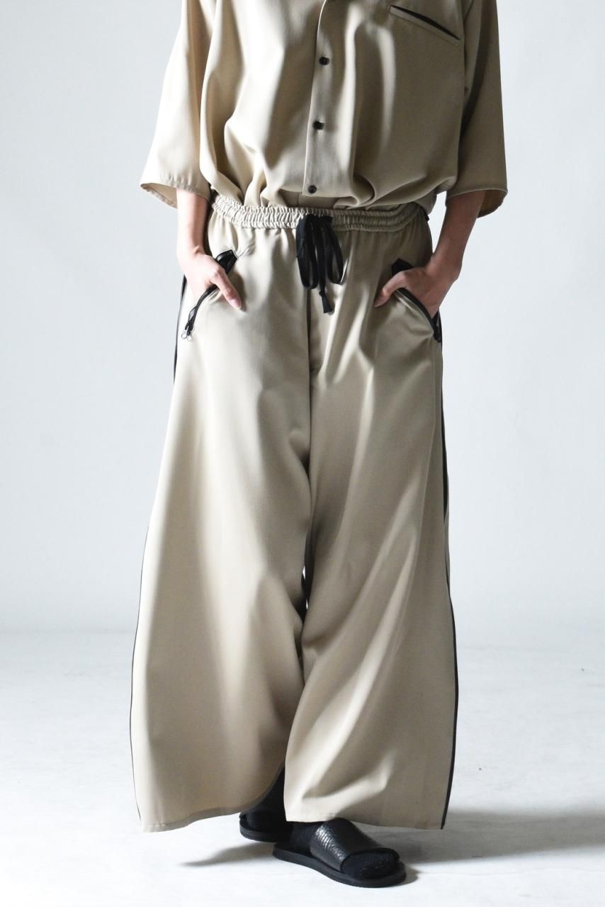 BISHOOL Wool Gabardine Big Track Pants limited beige - BISHOOL