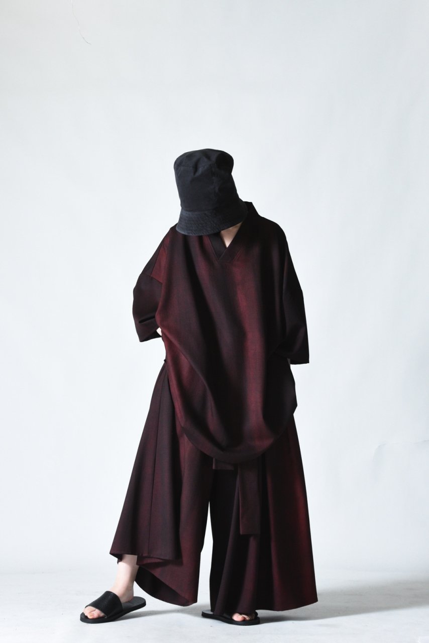 BISHOOL Urban Wool Gabardine KIMONO Top black × wine - BISHOOL