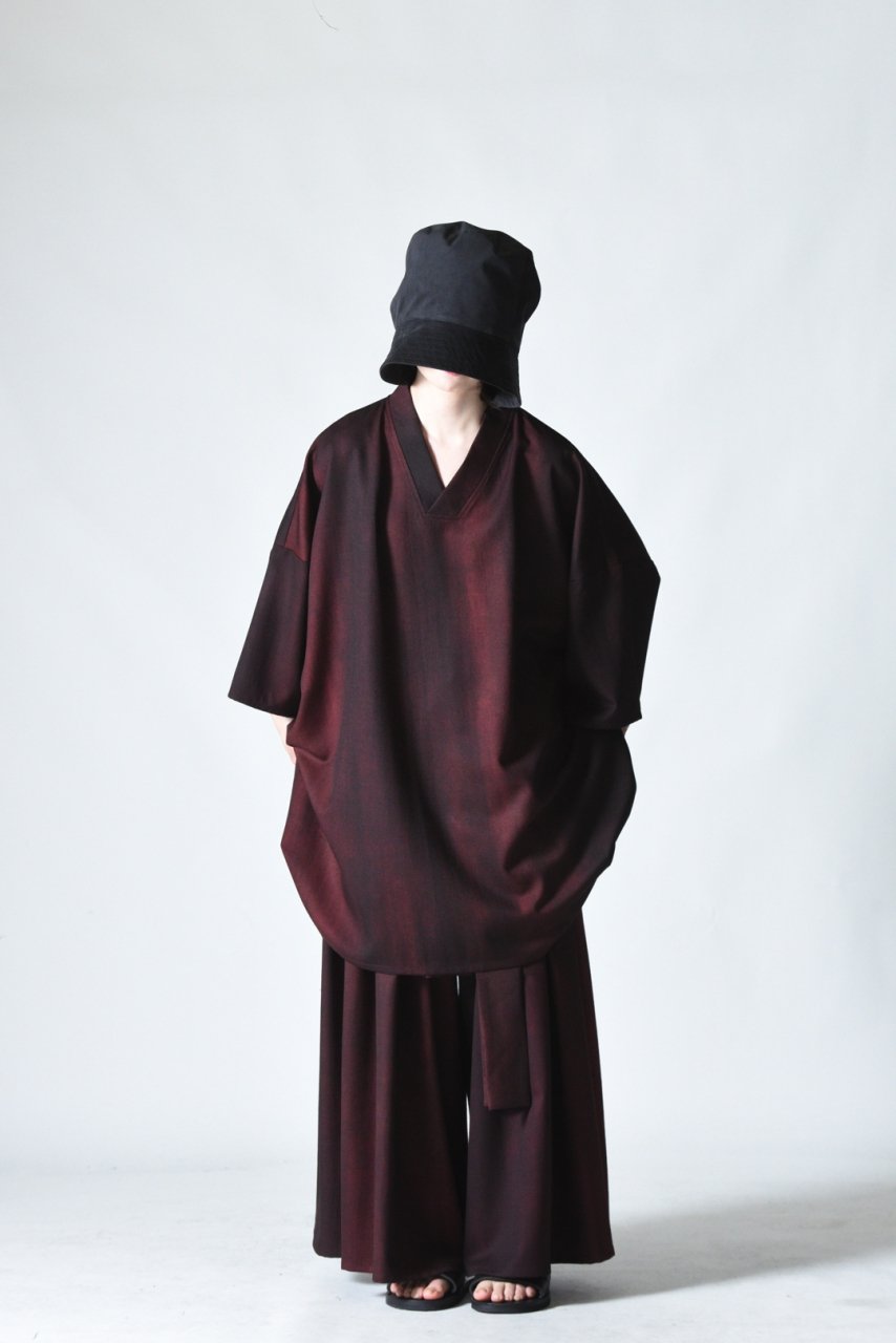 BISHOOL Urban Wool Gabardine KIMONO Top black × wine - BISHOOL