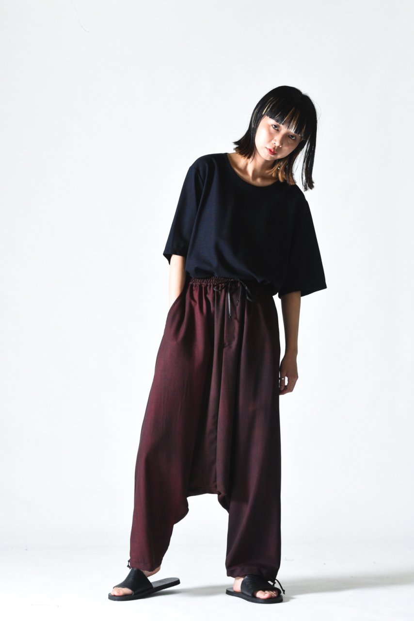 BISHOOL Urban Wool Gabardine Sarrouel Balloon Pants black × wine