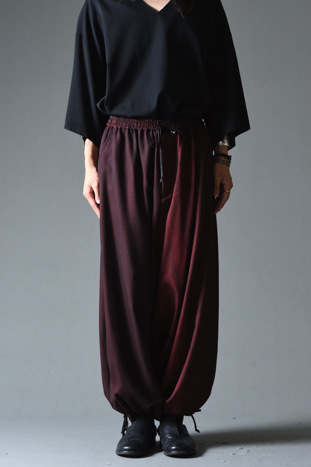 BISHOOL Urban Wool Gabardine Easy Goto-Gi Pants black × wine - BISHOOL,Edwina  Horl,My Beautiful Landlet,YANTOR等取扱い OVIE STUDIO の通販サイト