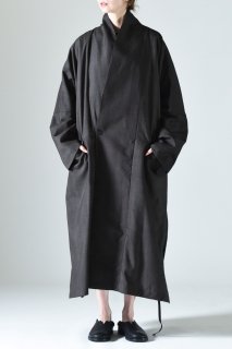YANTOR Uneven Dyed Wool Slit Coat Black