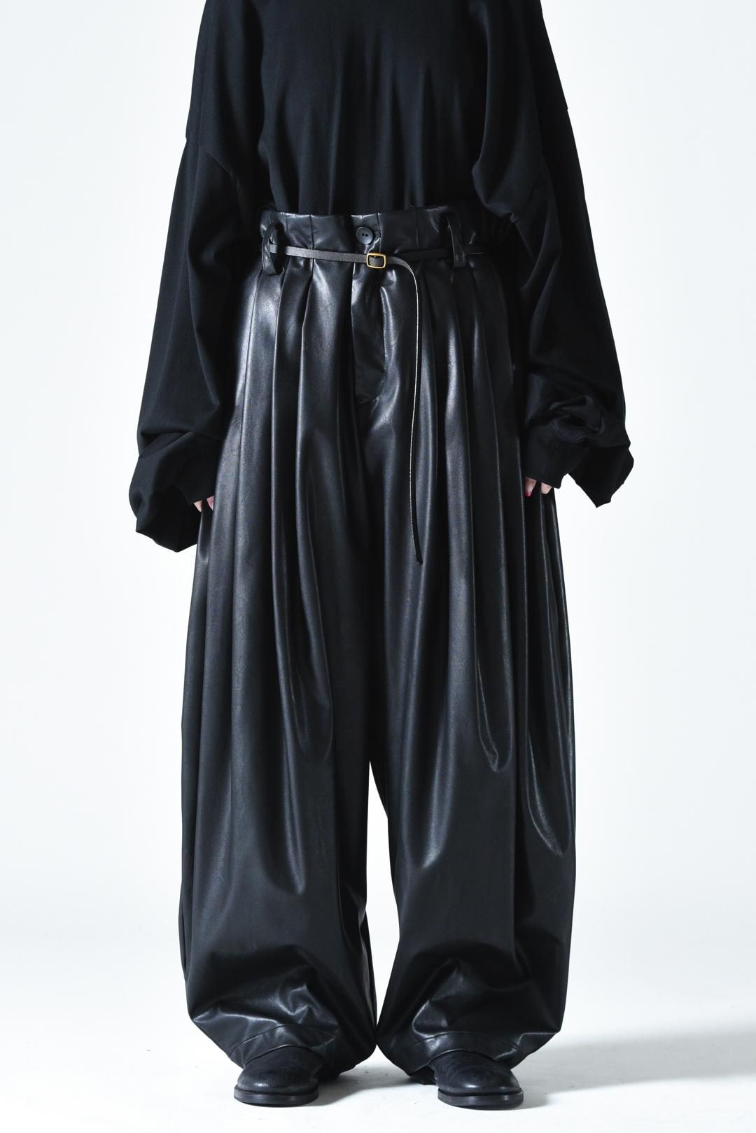 BISHOOL Fake Leather 10 Tuck Big Pants black - BISHOOL,Edwina Horl