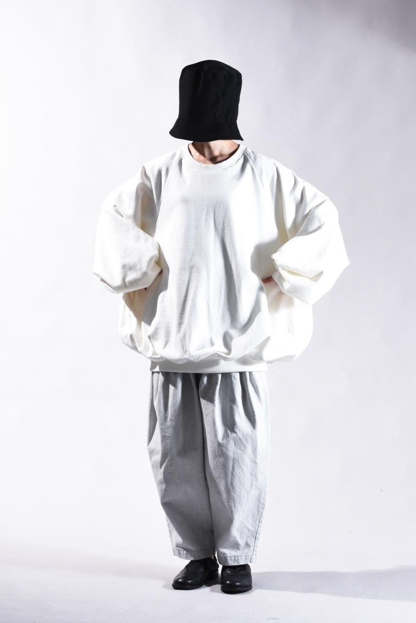 BISHOOL The Classic Sweat white - BISHOOL,Edwina Horl,My BISHOOL The Classic Sweat white - BISHOOL,Edwina Horl,My