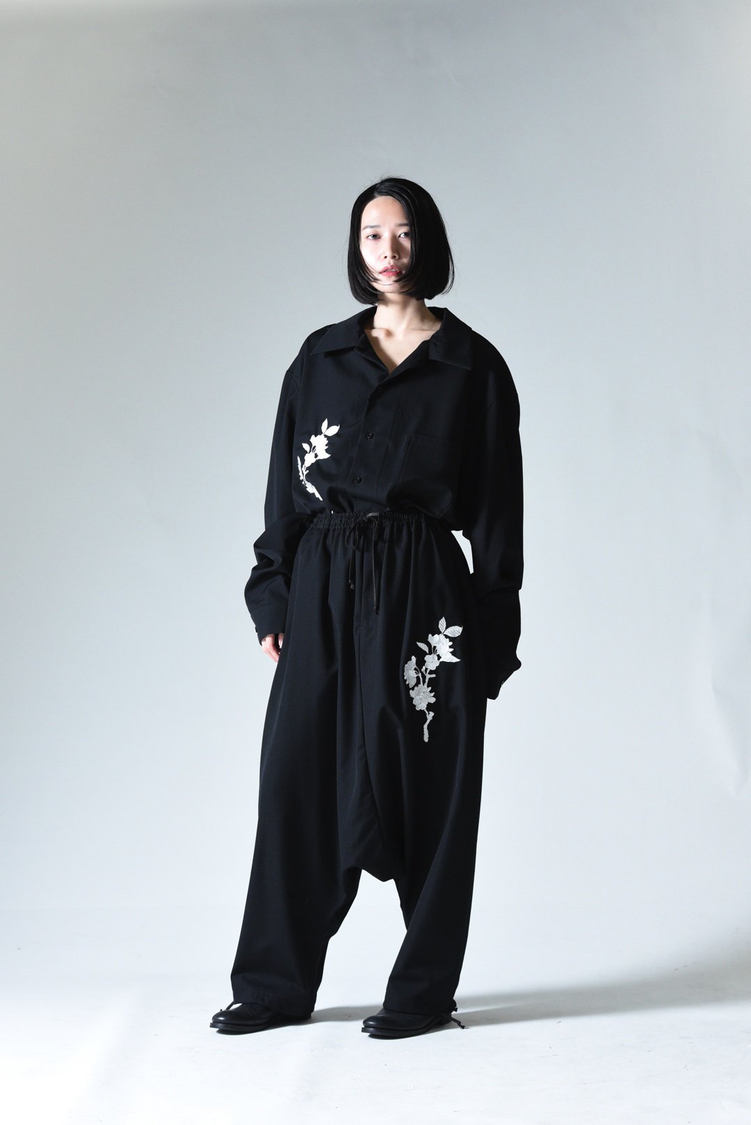 BISHOOL Embroidery Wool Gabardine Sarouel Balloon Pants -白桜 