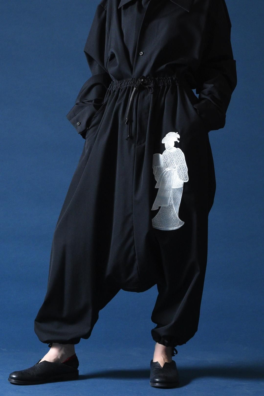 BISHOOL Embroidery Wool Gabardine Sarouel Balloon Pants -着物姿 BISHOOL Embroidery Wool Gabardine Sarouel Balloon Pants -着物姿