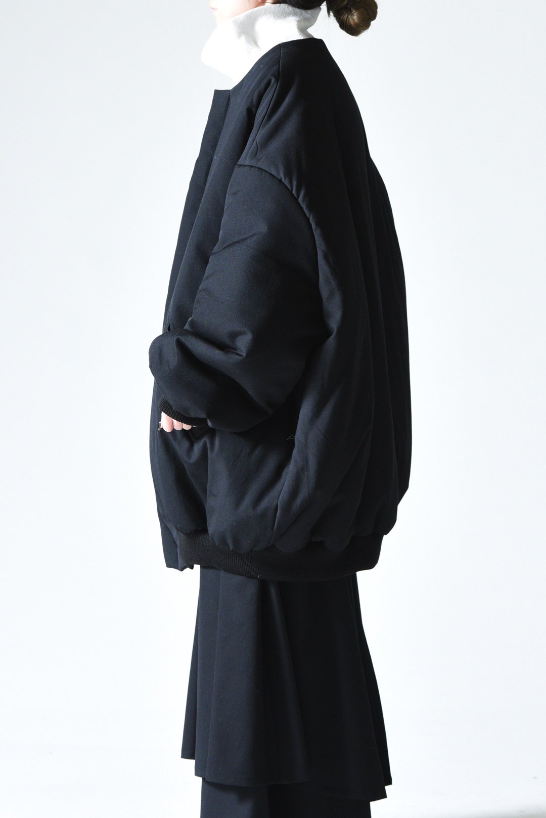 BISHOOL Wool Gabardine Padded Bomber Jacket - BISHOOL,Edwina Horl,My  Beautiful Landlet,YANTOR等取扱い OVIE STUDIO の通販サイト