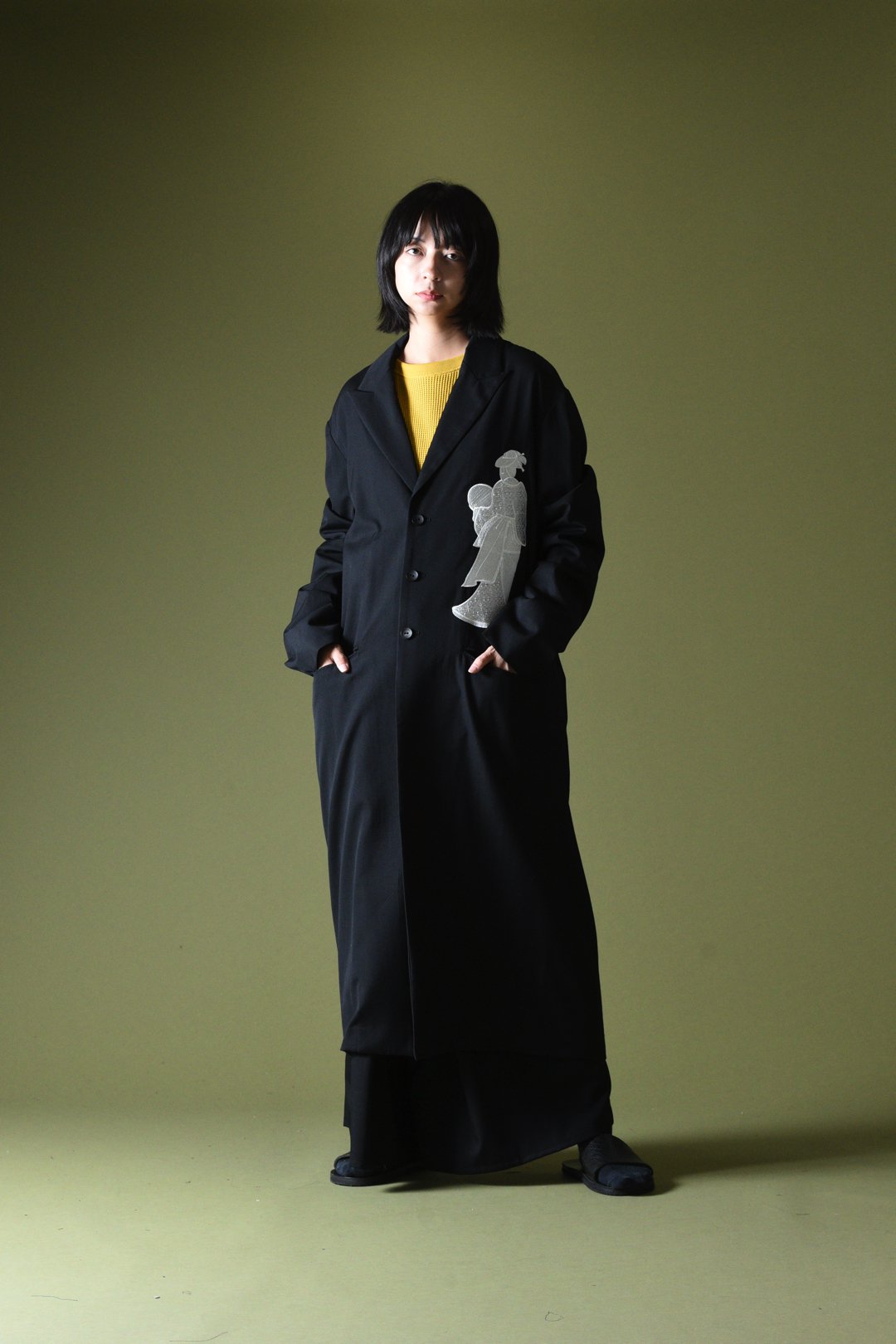 BISHOOL Embroidery Wool Gabardine Peaked Lapel Long Coat -着物姿- - BISHOOL,Edwina  Horl,My Beautiful Landlet,YANTOR等取扱い OVIE STUDIO の通販サイト