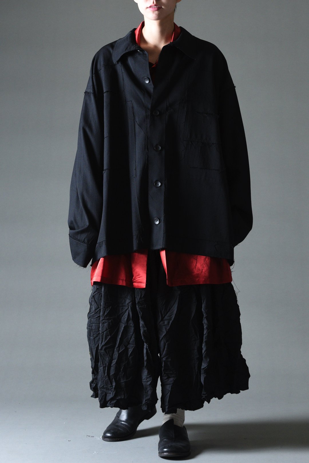 BISHOOL Wool Gabardine Cut Off Jacket with Damage Pocket black
