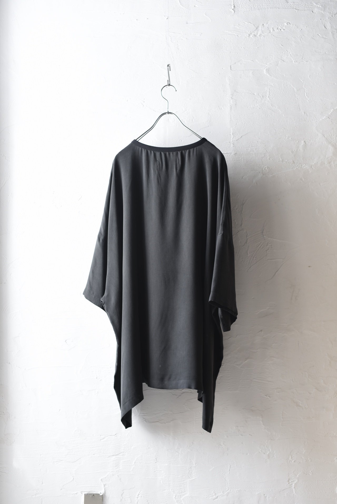 VOAAOV キュプラドレープBIG-T Charcoal - BISHOOL,Edwina Horl,My Beautiful  Landlet,YANTOR等取扱い OVIE STUDIO の通販サイト