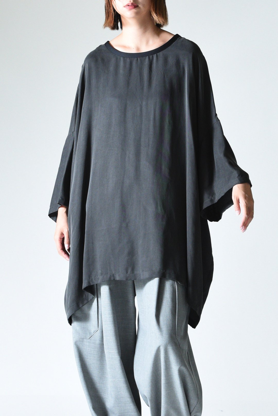 VOAAOV キュプラドレープBIG-T Charcoal - BISHOOL,Edwina Horl,My ...