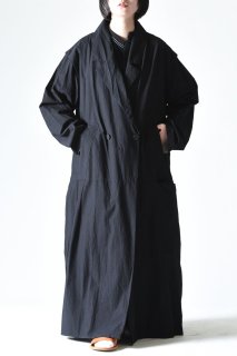 Leh Monk Long Coat black