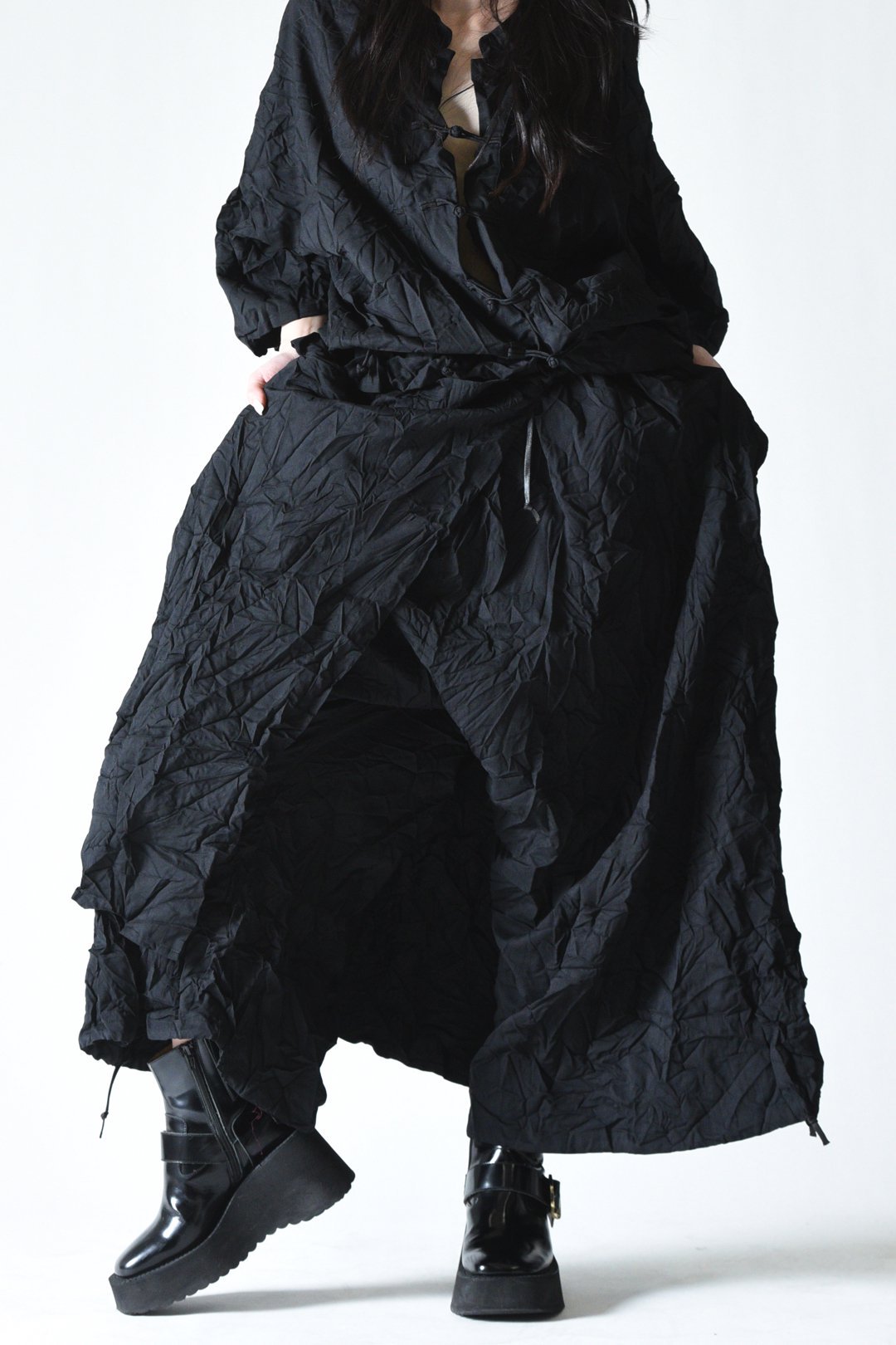 BISHOOL Wrinkled Wool Gabardine Wrap Balloon Pants - BISHOOL,Edwina Horl,My  Beautiful Landlet,YANTOR等取扱い OVIE STUDIO の通販サイト