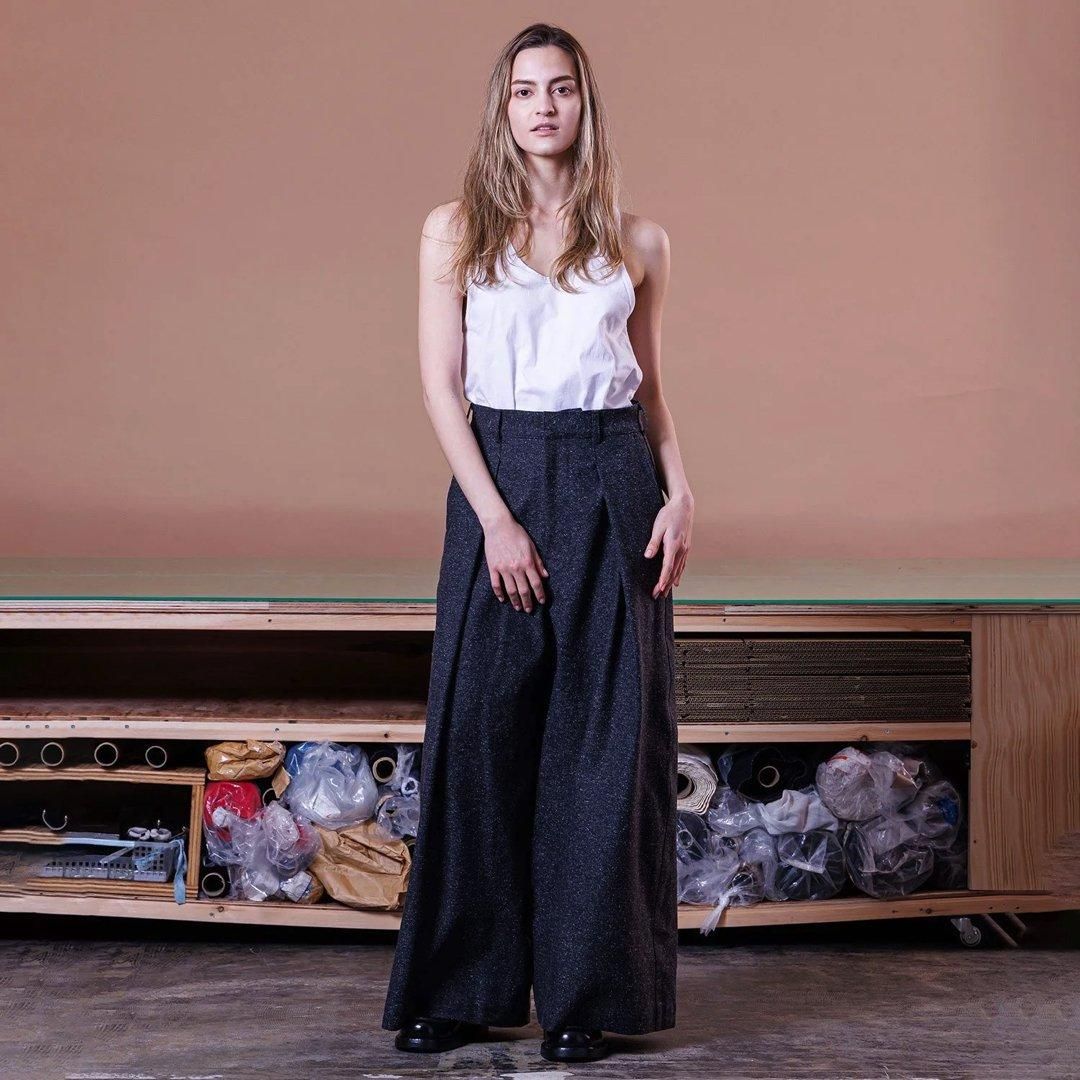 VOAAOV ジャズネップ1タック袴パンツ Black - BISHOOL,Edwina VOAAOV ジャズネップ1タック袴パンツ Black - BISHOOL,Edwina