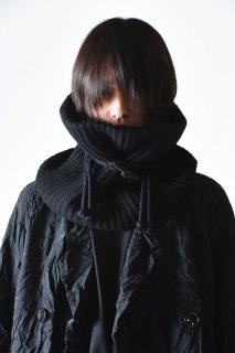 I'm here: Cotton Wool : Toggle Button'S Knit Snood Black