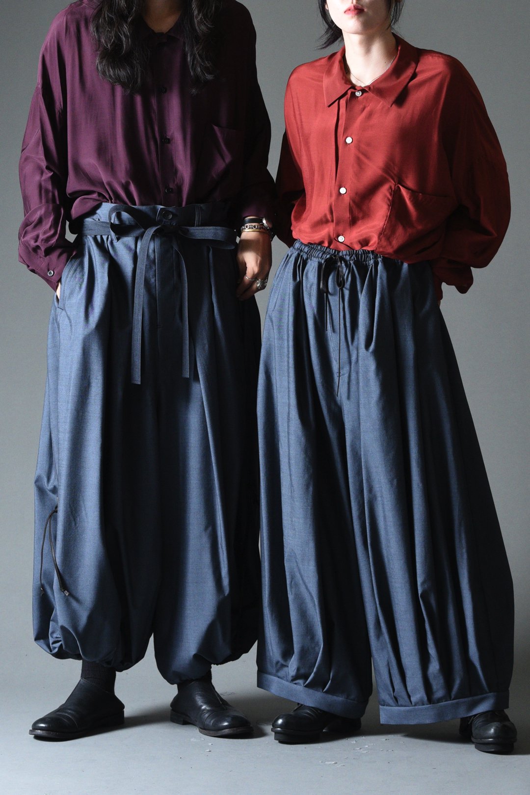 BISHOOL Wool Gabardine Pumpkin Drape Pants blue gray - BISHOOL,Edwina  Horl,My Beautiful Landlet,YANTOR等取扱い OVIE STUDIO の通販サイト