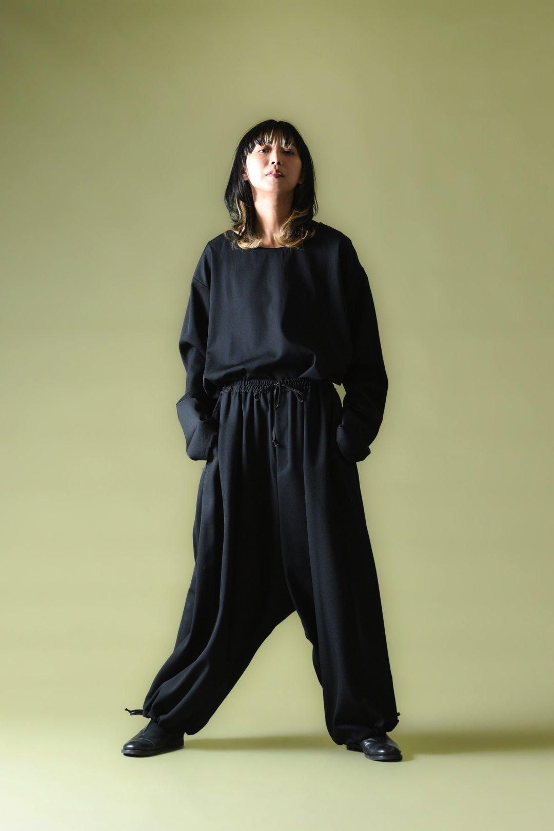 ★DXOH★BEAR EMBROIDER PANTS [BLACK]★正規品/韓国直送料込 A'GEM/9 × .kom『DXOH/ディソエイチ』TONE ON TONE PATCH FUR