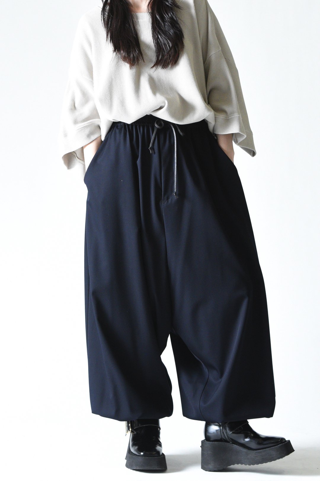 BISHOOL Wool Gabardine Easy Goto-Gi Pants navy - BISHOOL,Edwina Horl,My  Beautiful Landlet,YANTOR等取扱い OVIE STUDIO の通販サイト