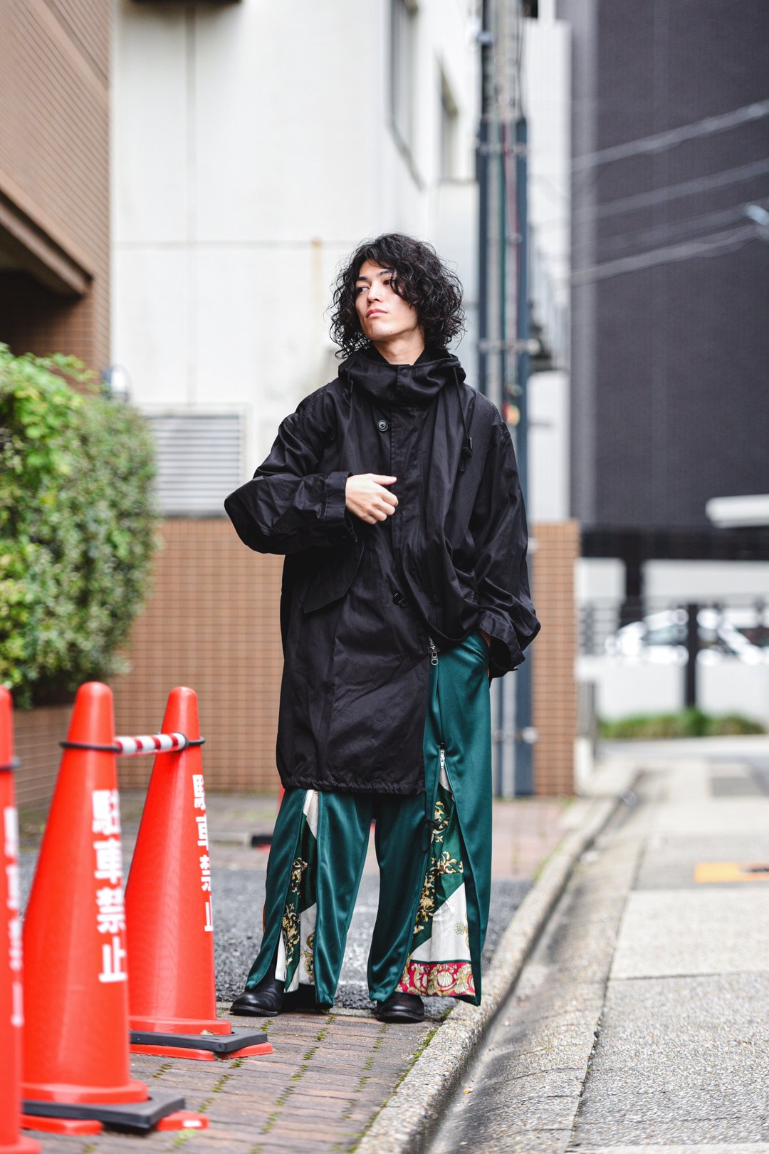 Leh Zip Wide Track Pants Green Size:S - BISHOOL,Edwina Horl,My Beautiful  Landlet,YANTOR等取扱い OVIE STUDIO の通販サイト