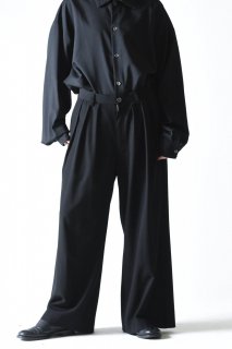 NEPHOLOGIST Wool Silk 3 Tuck Straight Slacks black