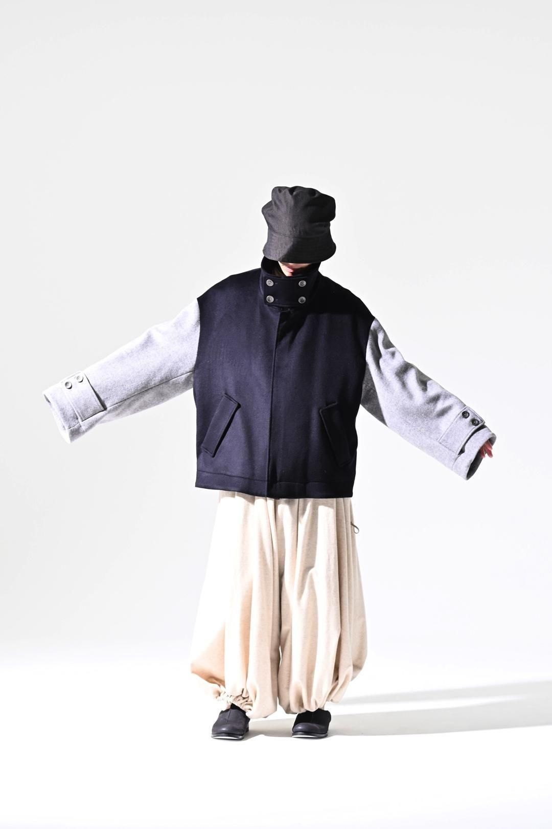 NEPHOLOGIST Wool Beaver High-Neck Blouson navy × gray - BISHOOL