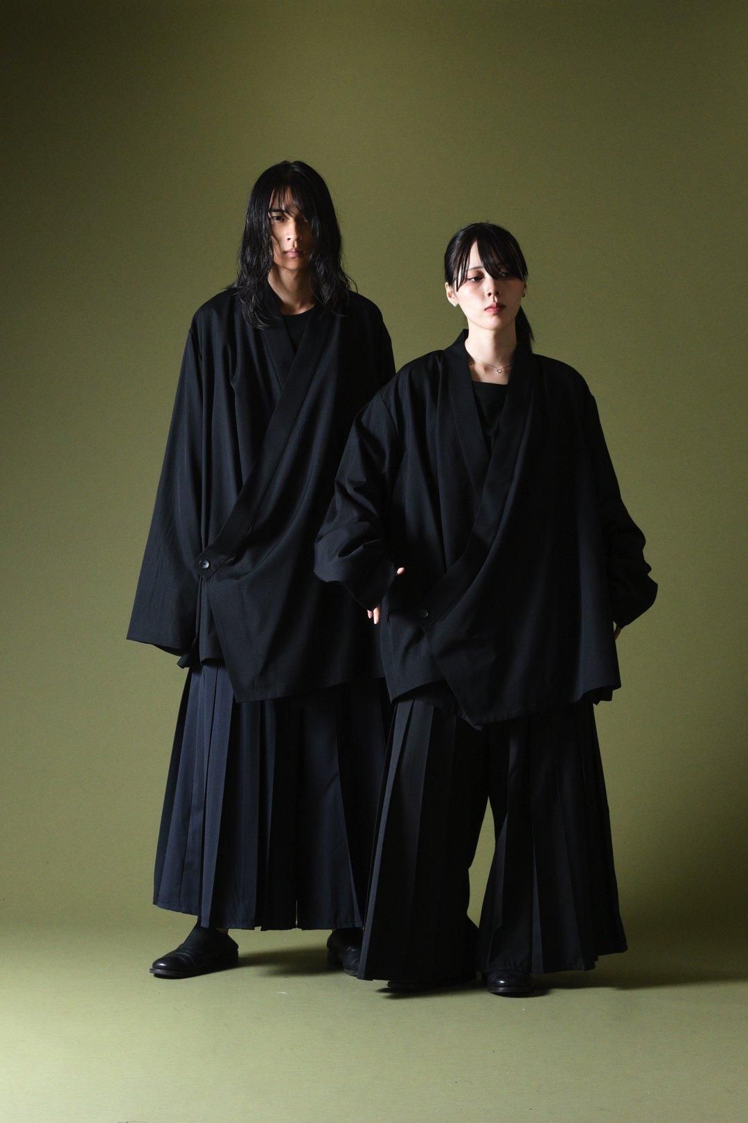 BISHOOL Wool Gabardine KAMATA Jacketを使った人気ファッション