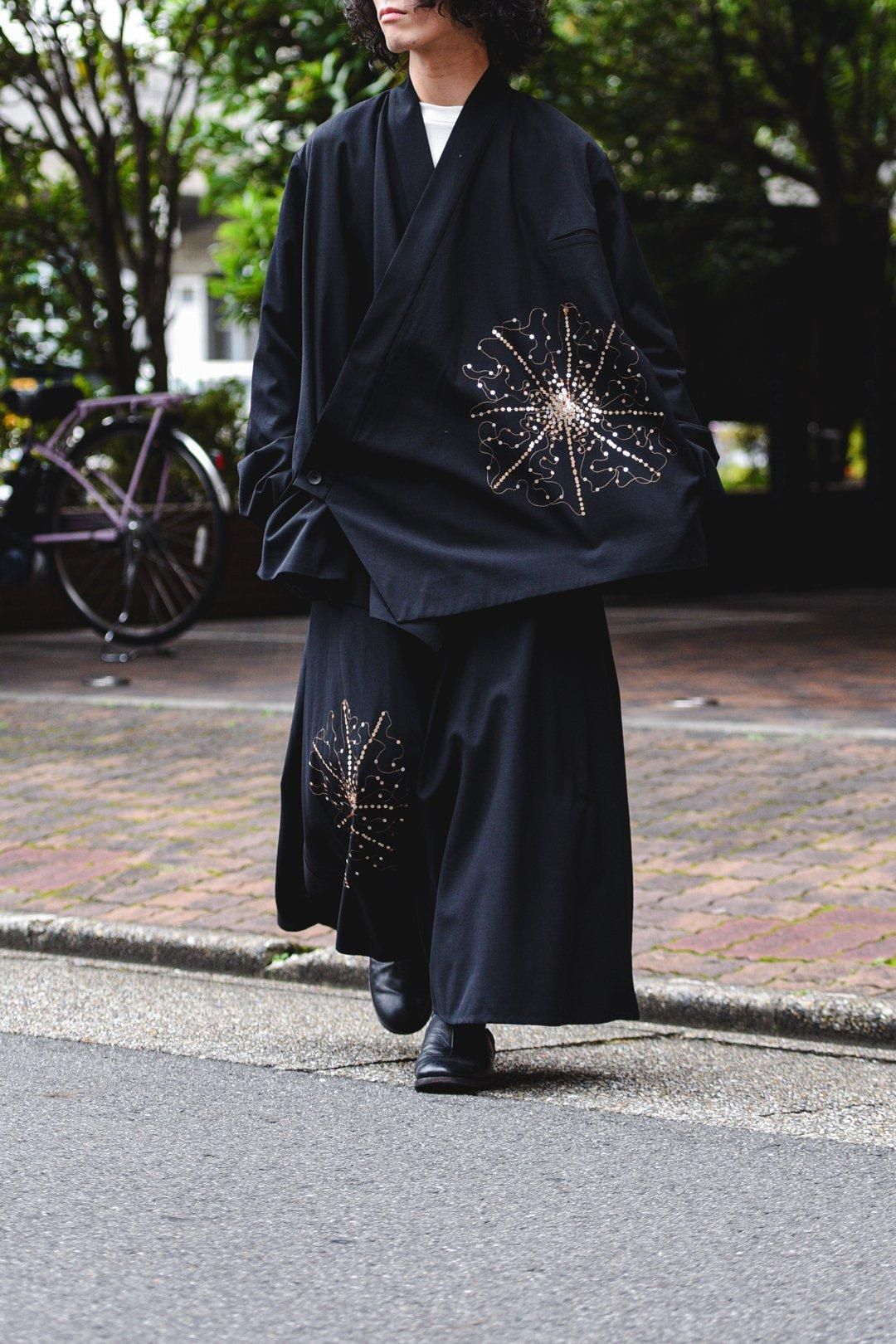 BISHOOL Sequins Embroidery Wool Gabardine KIMONO Jacket BISHOOL Sequins Embroidery Wool Gabardine KIMONO Jacket