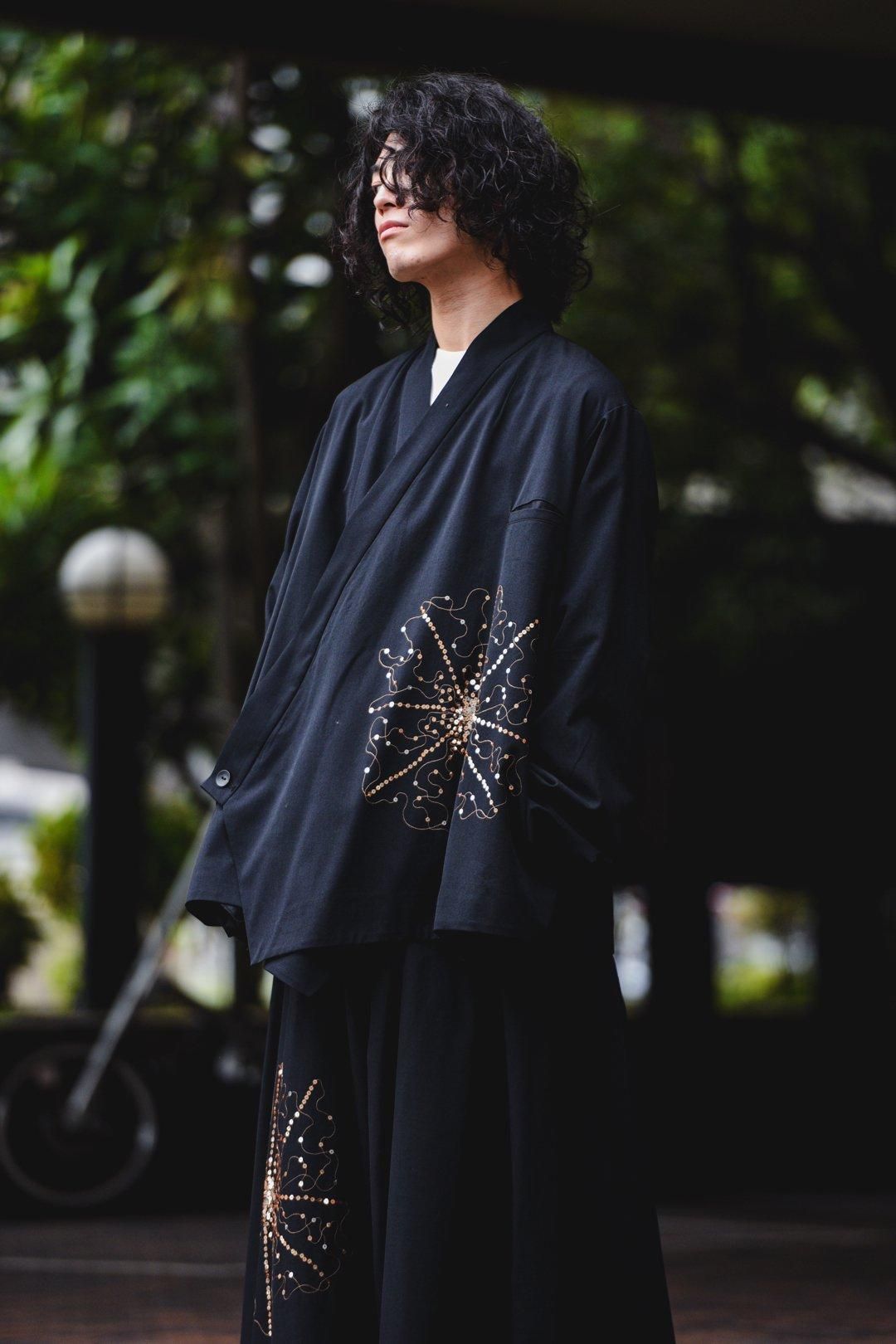 BISHOOL Sequins Embroidery Wool Gabardine KIMONO Jacket BISHOOL Sequins Embroidery Wool Gabardine KIMONO Jacket