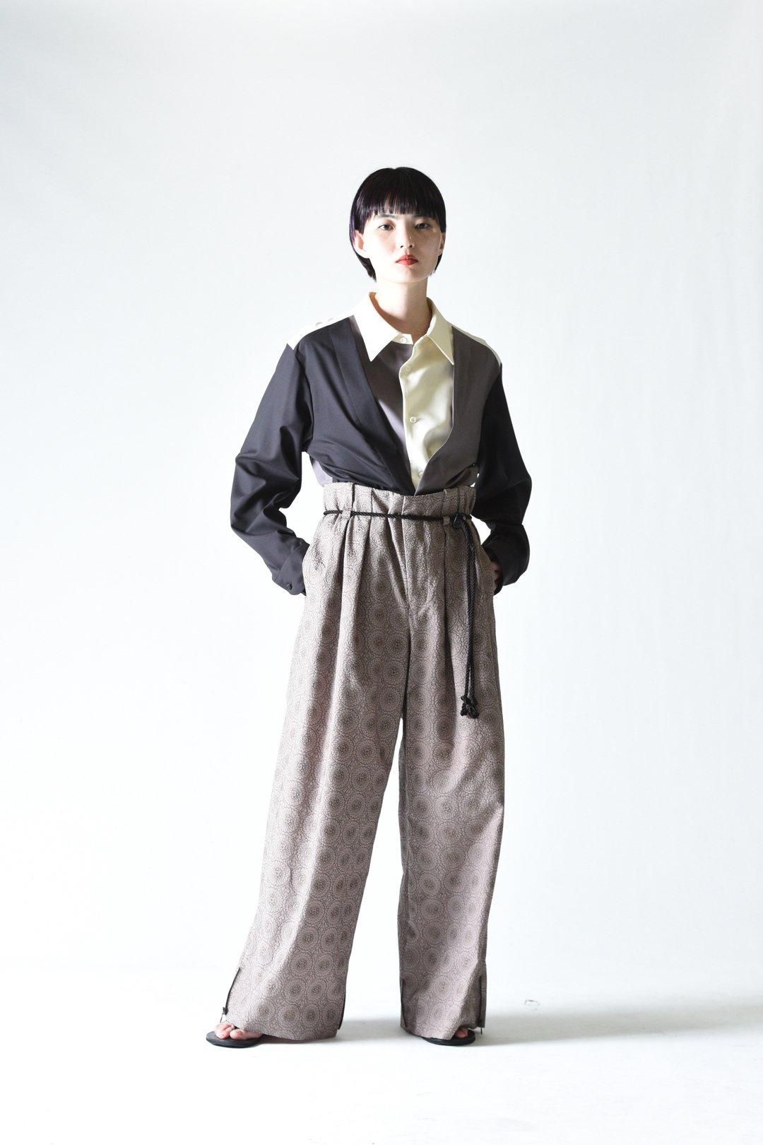 パンツ ETHOSENS Embroidery squeeze slacks ETHOSENS Embroidery squeeze slacks