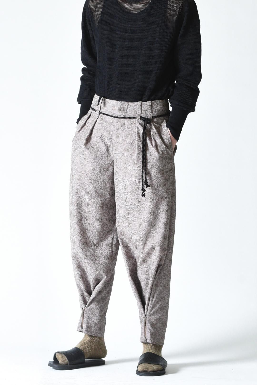 ETHOSENS Embroidery squeeze slacks