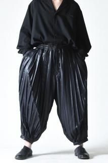 NEPHOLOGIST Cloud Pleats Pants black