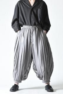 NEPHOLOGIST Cloud Pleats Pants gray