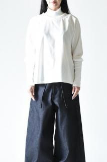 NaNo Art Layered High Neck Cut Sew White