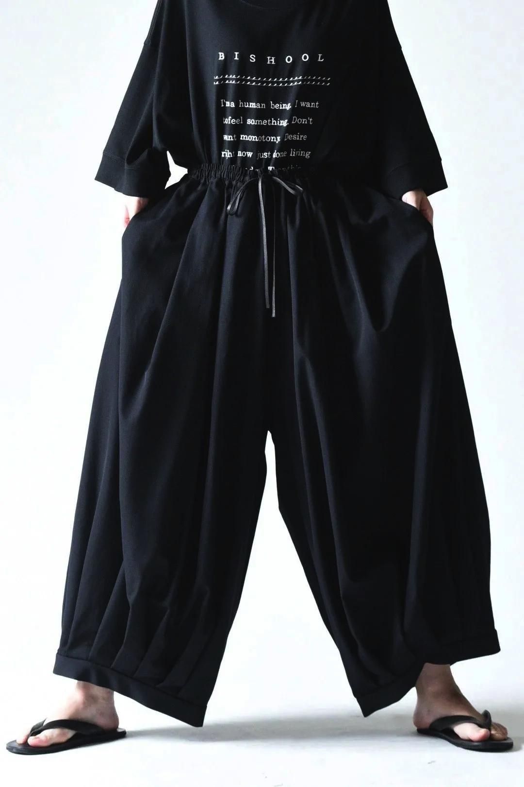 パンツ BISHOOL Wool Gabardine Kung-Fu Pants BISHOOL（ビシュール）の「BISHOOL Wool Gabardine 3 Tuck Big