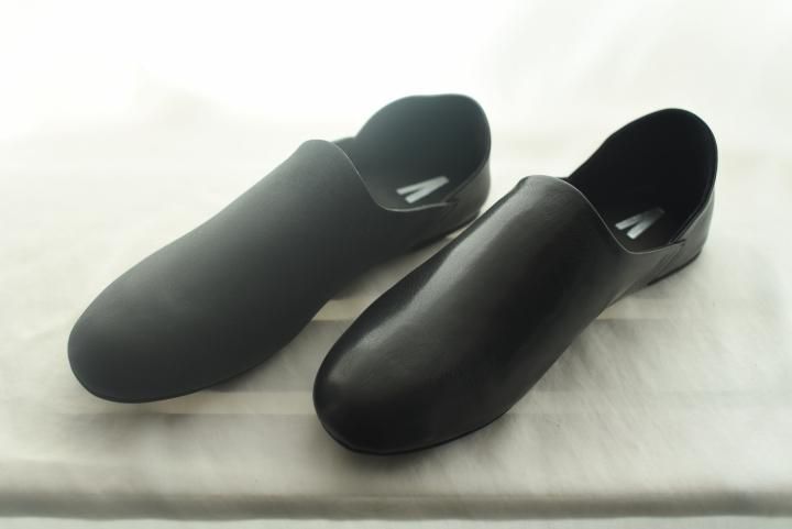 AUTTAA ルームシューズ Black - BISHOOL,Edwina Horl,My