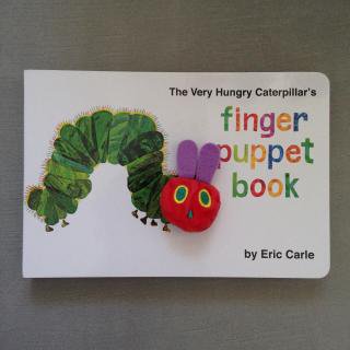 The very hungry caterpillar's finger puppet book　      　