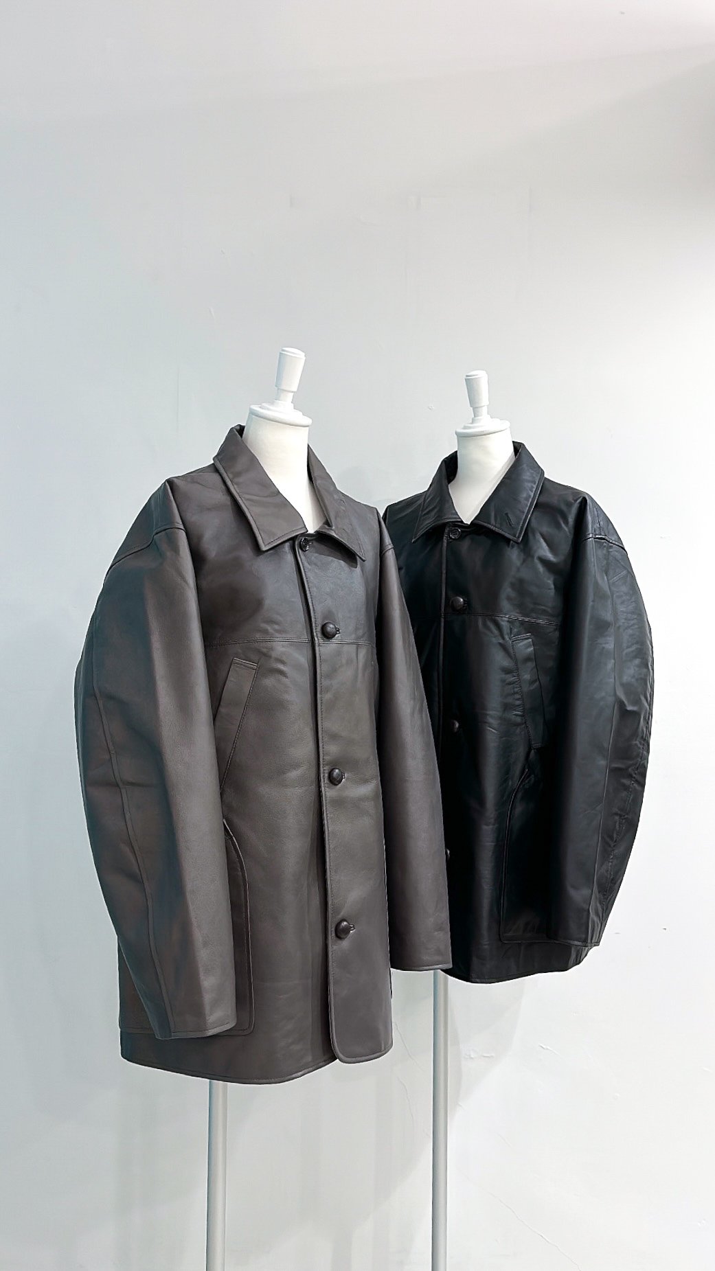 <img class='new_mark_img1' src='https://img.shop-pro.jp/img/new/icons20.gif' style='border:none;display:inline;margin:0px;padding:0px;width:auto;' />CAR CLUB COAT -Cow Hide Leather-