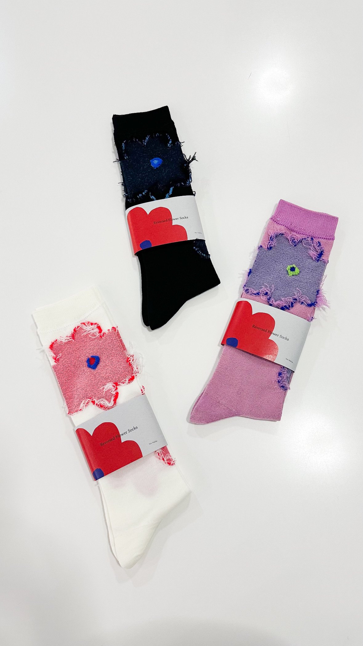 Reversed Flower Socks