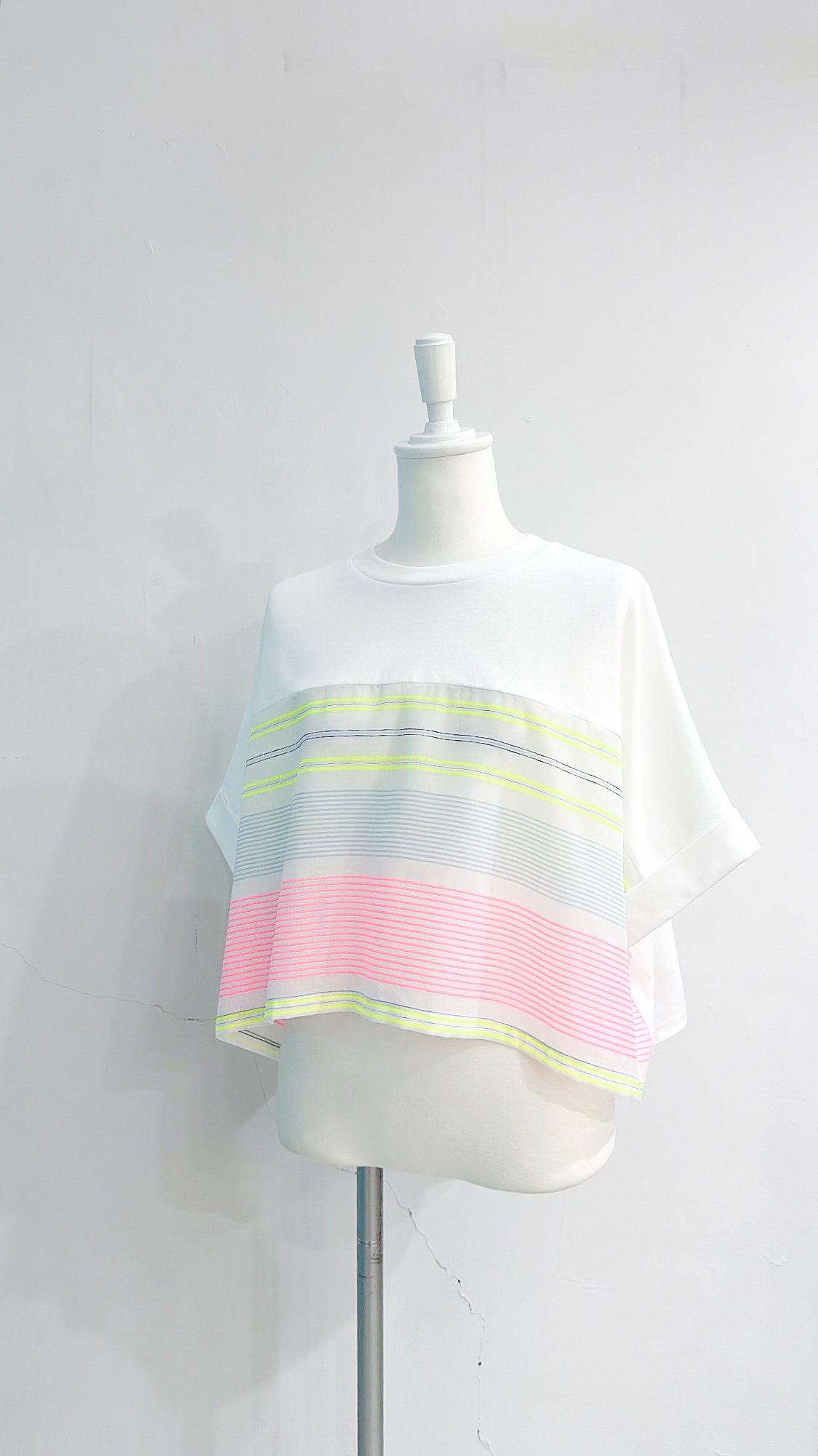 <img class='new_mark_img1' src='https://img.shop-pro.jp/img/new/icons47.gif' style='border:none;display:inline;margin:0px;padding:0px;width:auto;' />TEXTILE SHIRT T-SHIRT