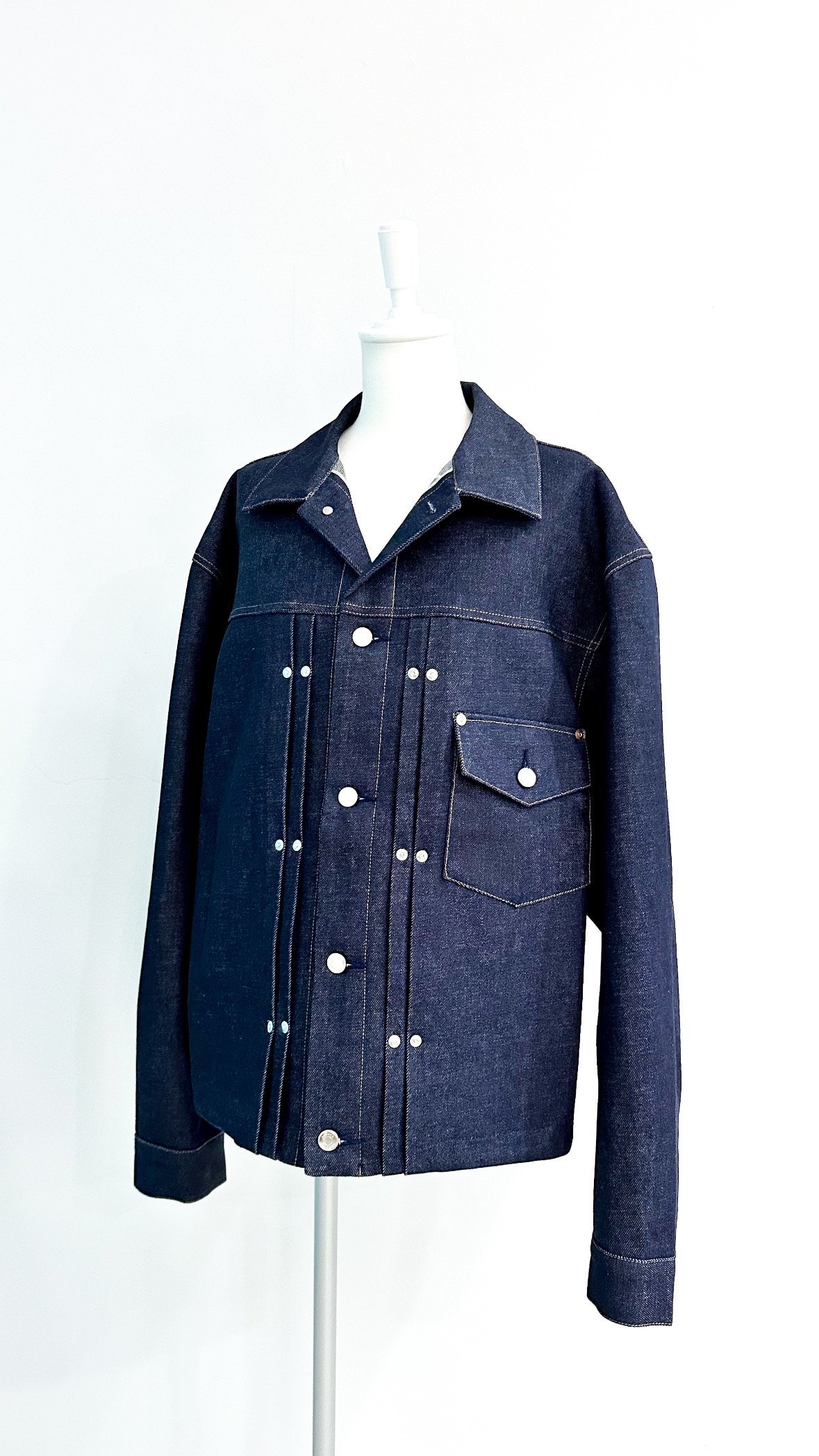 <img class='new_mark_img1' src='https://img.shop-pro.jp/img/new/icons47.gif' style='border:none;display:inline;margin:0px;padding:0px;width:auto;' />THE JEAN JACKET