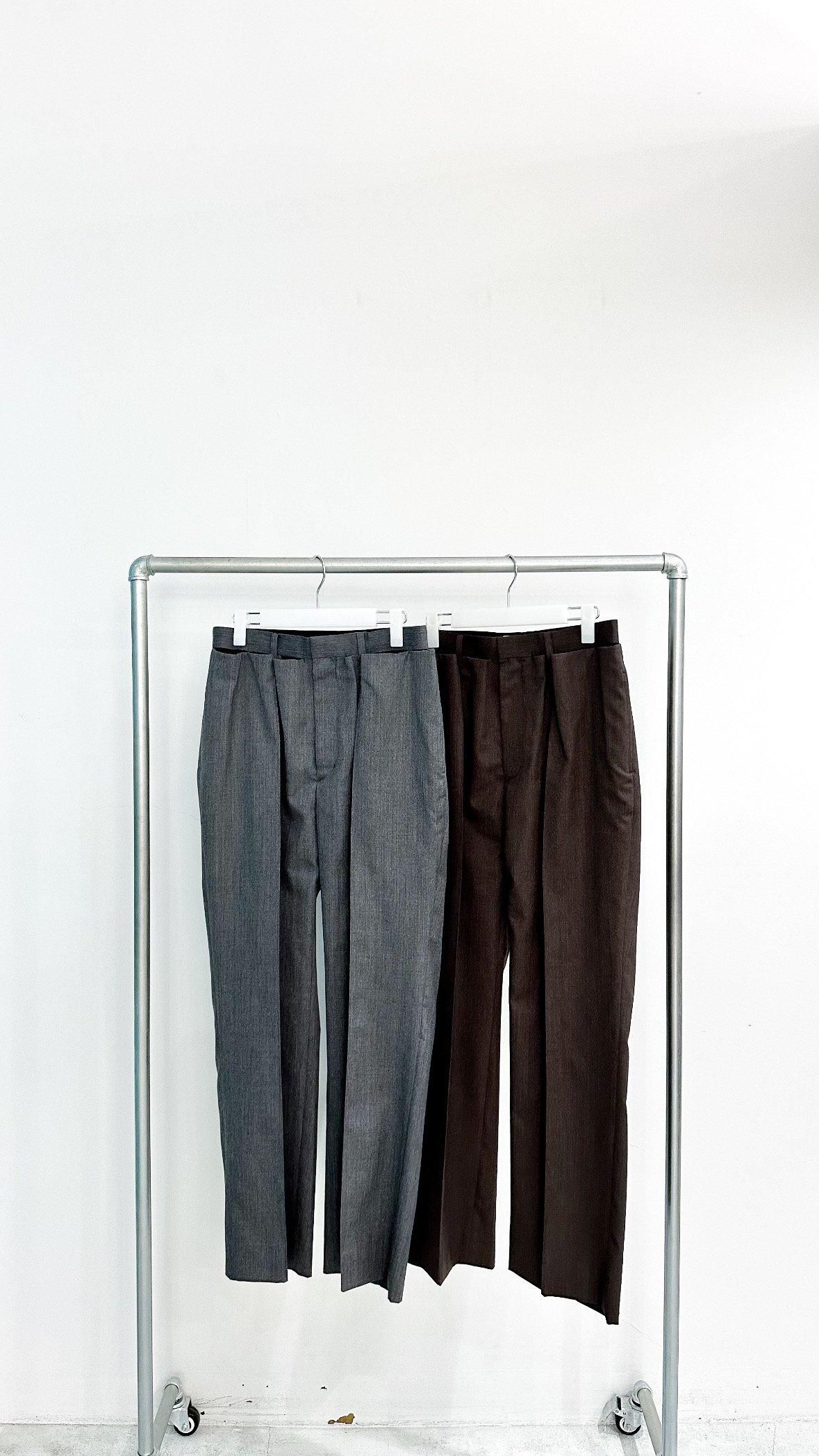 waist tuck trousers