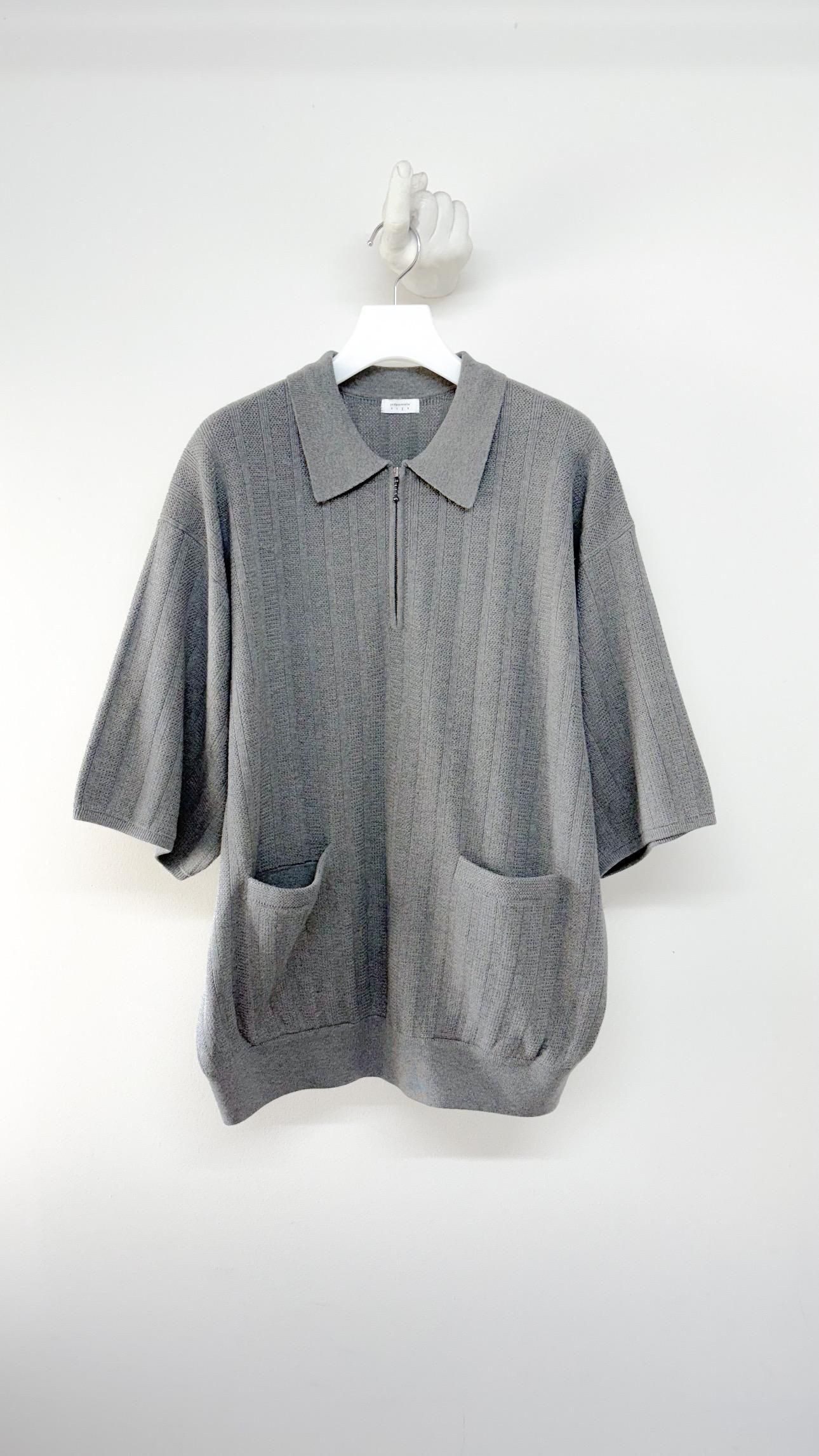 <img class='new_mark_img1' src='https://img.shop-pro.jp/img/new/icons47.gif' style='border:none;display:inline;margin:0px;padding:0px;width:auto;' />Rib Pattern Half Zip Polo