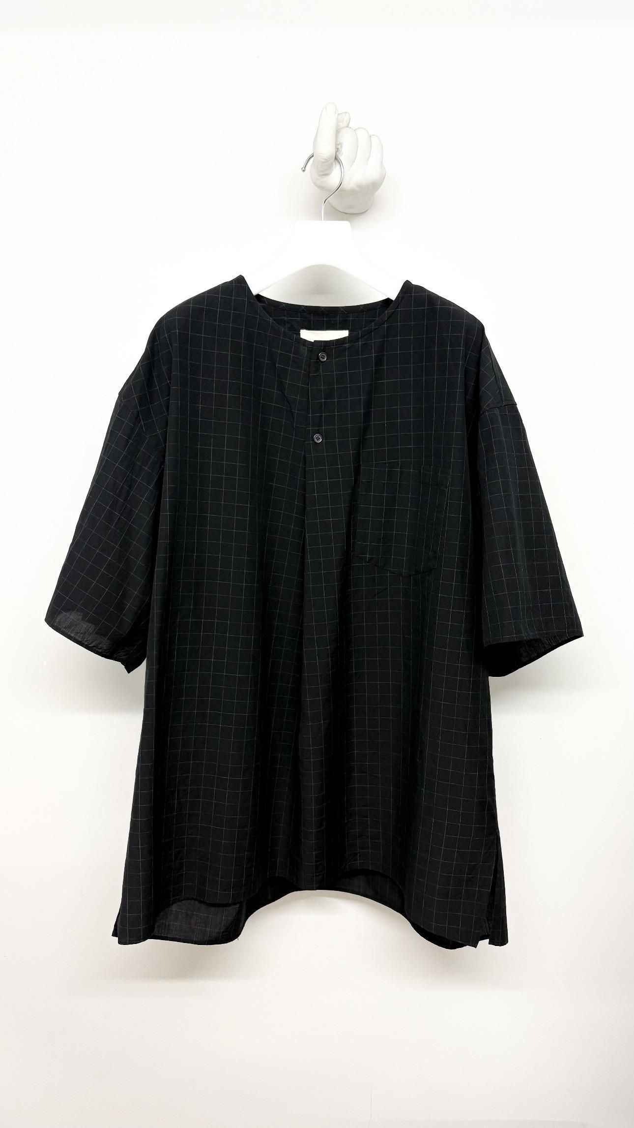 HENLEY NECK PULLOVER