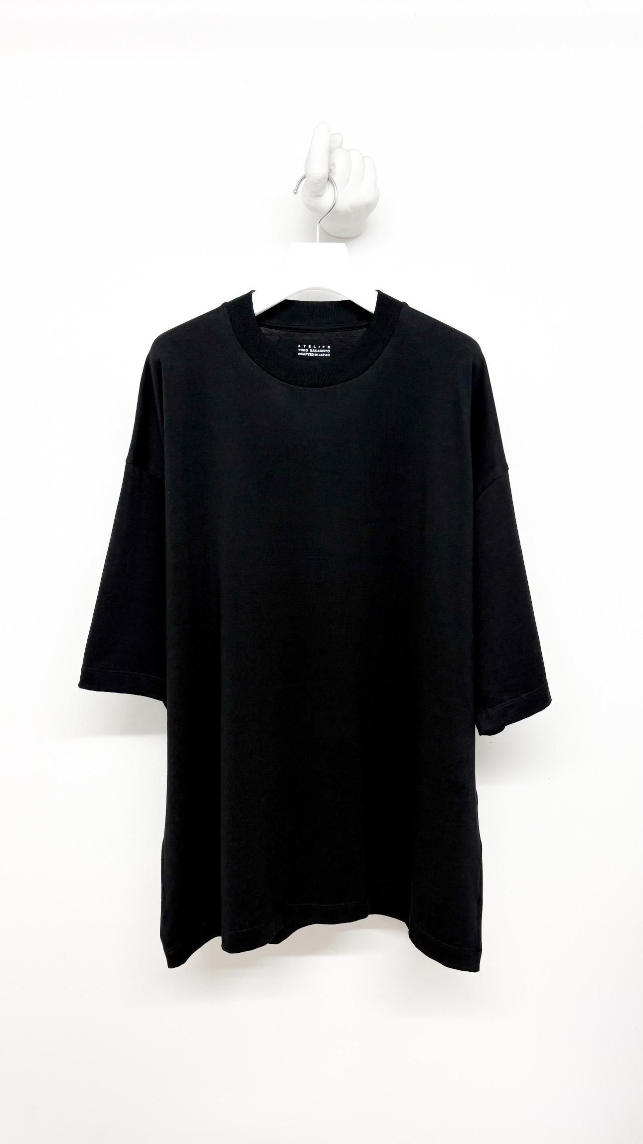 BIG T-SHIRT